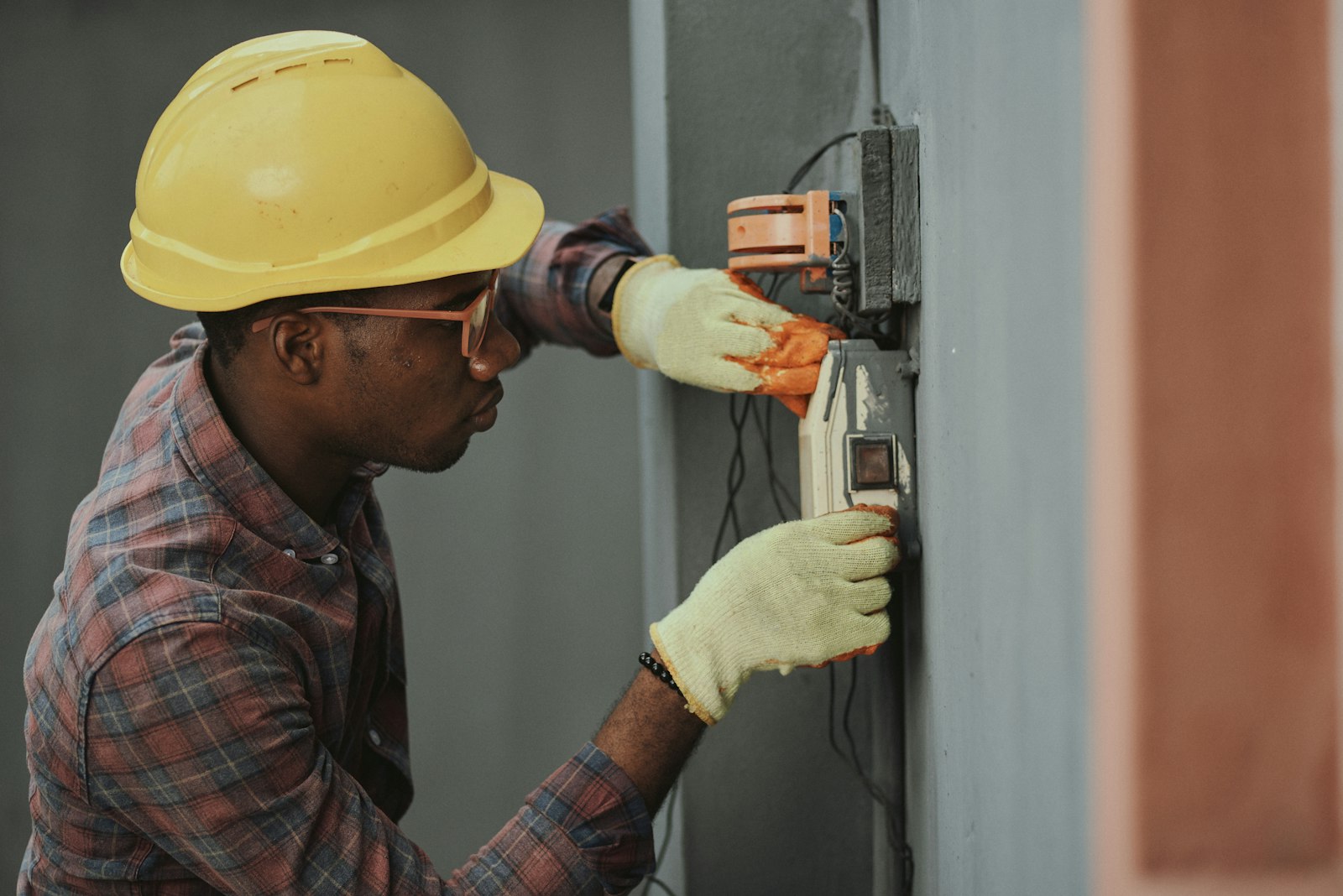 Professional appliance technician